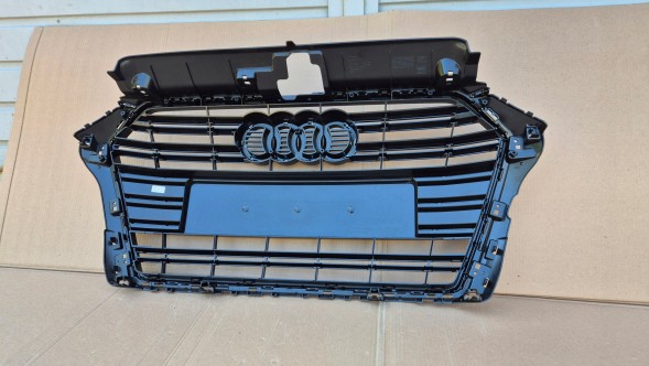 Audi OE GRILL AUDI A3 8V LIFT 2016-2020 BEZ RADARU CIEMNY Решітка радіатора GRILL Audi A3 8V LIFT 16-20 OE 8V3853651AA ОРИГІНАЛ НОВА !