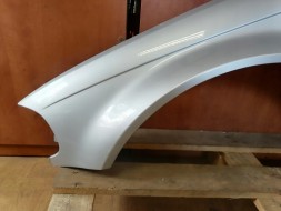 Polcar BŁOTNIK LEWY PRZÓD BMW E46 COUPE PRZEDLIFT 1999-2003 354 БРИЗКОВИК ЛІВИЙ ПЕРЕДНІЙ BMW E46 КУПЕ ПЕРЕДЛІФТ 1999-2003 354