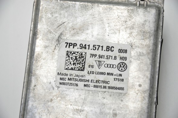 Mitsubishi OE 7PP941571BC, 7PP.941.571.BC, 7PP.941.571.B, W003T25176, MITSUBISHI Світлодіодний модуль drl matrix інвертор 7pp941571bc audi a4 b9 e-tron gt vw skoda