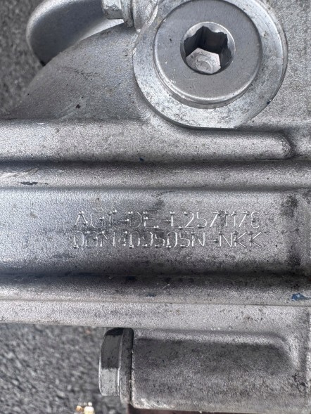 GKN передній диференціал (передній міжосьовий диференціал) 0BM 409 505 N справний