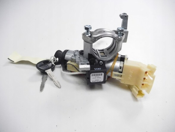 Mazda OE НАБІР КЛЮЧІВ / ЗАМАК ЗАПАЛЮВАННЯ MAZDA 323 BH3N-09-010D