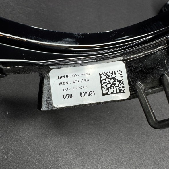 BMW OE 61319501592 32307908505 Оригінальна рамка керма BMW M3 M4 CS LCI G80 G82 Performance + карбонові пелюстки перемикання передач