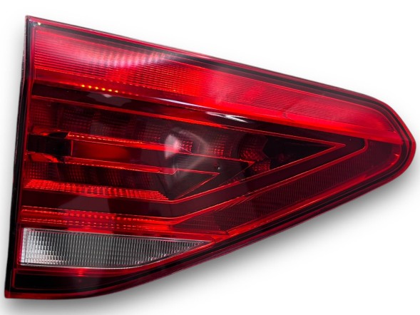 Volkswagen OE A60 VW TOURAN 5Т ЛІВА ЛАМПА В ЗАДНЮ ЗАСЛІНКУ LED 5TA945307F !J