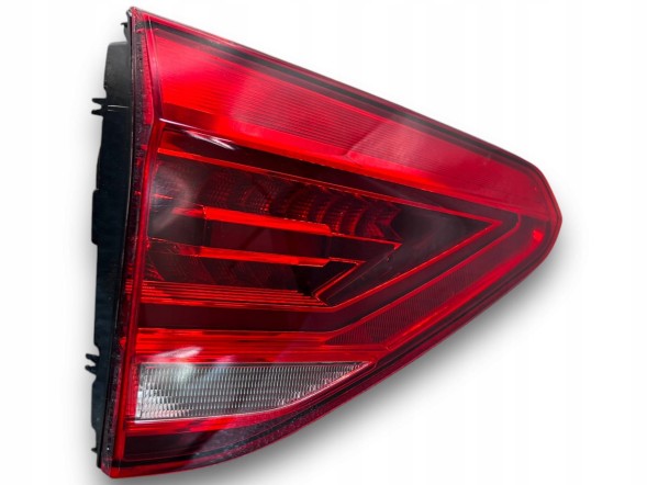 Volkswagen OE A60 VW TOURAN 5Т ЛІВА ЛАМПА В ЗАДНЮ ЗАСЛІНКУ LED 5TA945307F !J