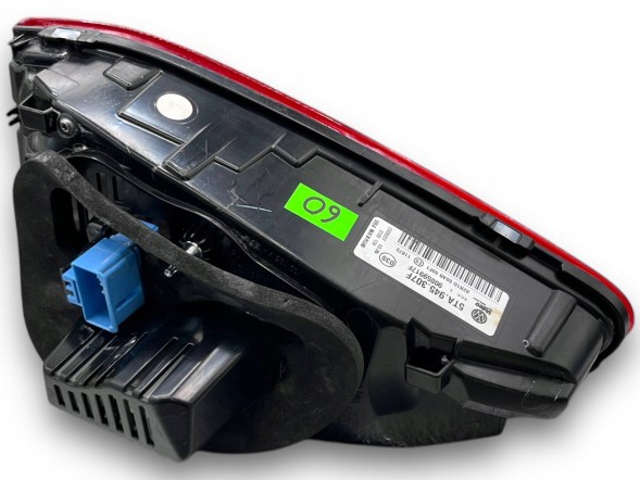 Volkswagen OE A60 VW TOURAN 5Т ЛІВА ЛАМПА В ЗАДНЮ ЗАСЛІНКУ LED 5TA945307F !J