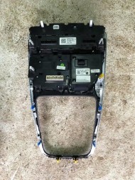 Hyundai OE HYUNDAI I30 ПАНЕЛЬ ПЕРЕМИКАЧІВ 97250-CL070
