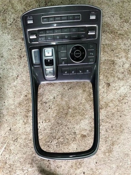 Hyundai OE HYUNDAI I30 ПАНЕЛЬ ПЕРЕМИКАЧІВ 97250-CL070