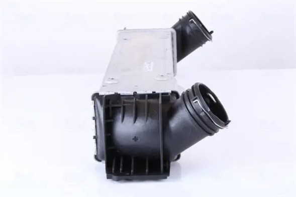 Nissens 96480 Охолоджувач повітря інтеркулер 96480 nissens bmw
