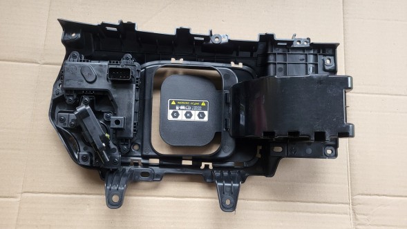Hyundai OE GNIAZDO ŁADOWANIA KONA II Кришка Гніздо зарядки Hyundai Kona Electric II EV 23- OE 863CC-HF000 NEW