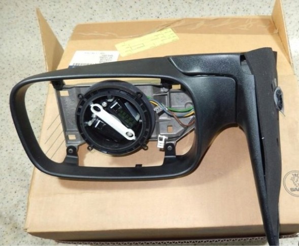Tender ДЗЕРКАЛО ПЕРЕДНЕ ПРАВЕ SAAB 93 900 4932042