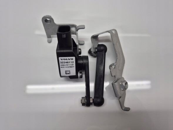 Volvo OE 32246112 VOLVO XC40 CZUJNIK POZIOMOWANIA ŚWIATEŁ VOLVO XC40 ДАТЧИК РІВНЯ ФАР
