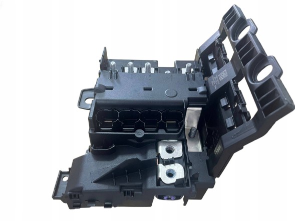 BMW OE 61146841703 6841703 Розподілювач B+, задній BMW X3 G01 Оригінал