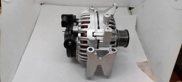 Hella 8EL 012 428-791 Генератор 8ел012 428-791 hella