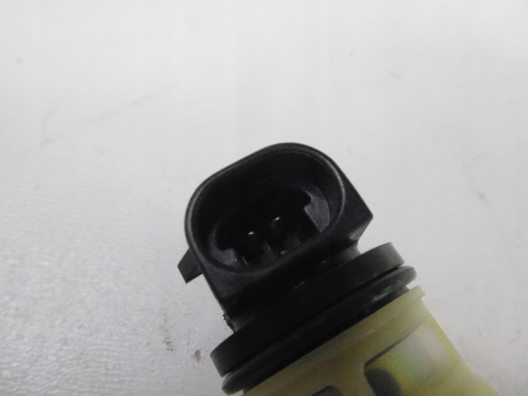 General Motors 1608592 Б/у форсунка opel astra f oe 1608592