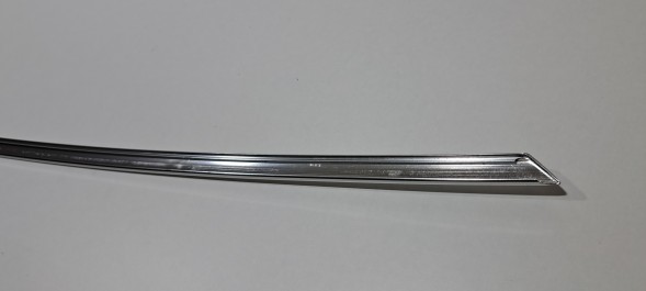 Skoda OE SKODA SUPERB 3 ПЛАНКА ХРОМ ДВЕРІ ПРАВА ПЕРЕДНЯ 3V0837644M