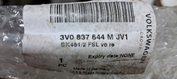 Skoda OE SKODA SUPERB 3 ПЛАНКА ХРОМ ДВЕРІ ПРАВА ПЕРЕДНЯ 3V0837644M