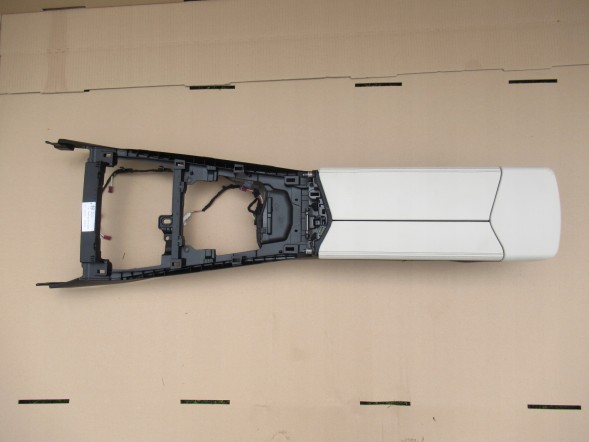BMW OE ( CATPOL 15476 ) BMW Z4 G29 ПІДЛІКОТНИК ЦЕНТРАЛЬНИЙ ТУНЕЛЬ