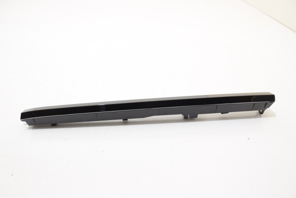 BMW OE 5A98DC5 BMW BMW 5 G60 G61 Декоративна панель правої смуги вентиляційного отвору приладової панелі