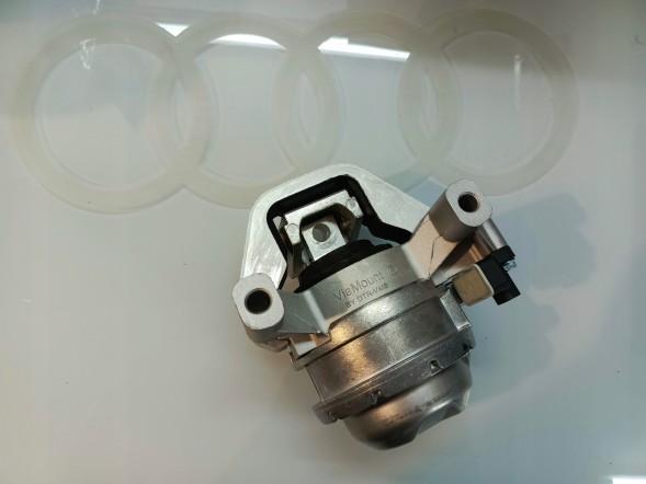 Китай 4H0199256T OEM AUDI A6 S6 RS6 A7 S7 RS7 C7 4G A8 S8 ПОДУШКИ ДВИГУНА ПРАВА 4Х0199256Т НОВА