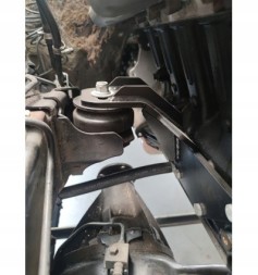 Doi m57y613.0 КОМПЛЕКТ ЛАП ДВИГУНА M57 NISSAN PATROL Y61 3.0 Верхнє кріплення