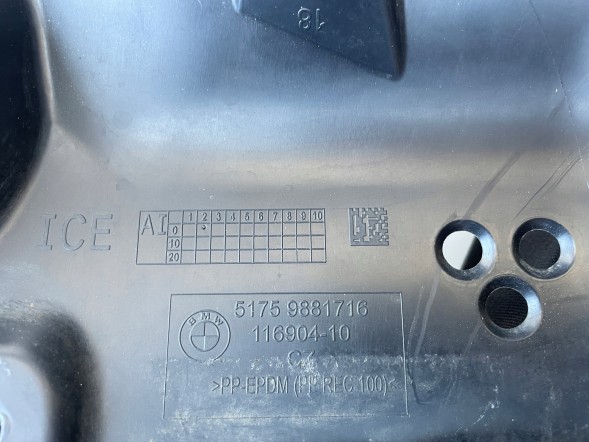 BMW OE KKDA BMW G60 G61 NADKOLE PRAWE PRAWY PRZÓD 9881716 9621236 BMW G60 G61 НАКЛАДКА КРИЛА ПРАВА ПЕРЕДНЯ 9881716 9621236