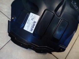 Mercedes-Benz OE НАДКОЛЕСО MERCEDES W206 C-KL ПЕРЕДНЄ ЛІВЕ ч. ПЕРЕДНЄ 2068840300 ОРИГ.*