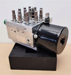 LANCIA OE НАСОС ABS + КОРЕКТОР THESIS 71718746