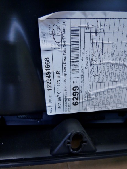 Volkswagen OE Tapicerka boczek drzwi przód przedni lewy 5C1867011DN VW BEETLE 5C Оббивка бекон дверей передній лівий 5C1867011DN VW BEETLE 5C