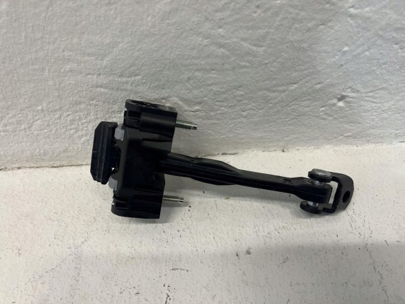 Volvo OE VOLVO S90 II V90 II ОБМЕЖУВАЧ ПЕРЕДНІХ ДВЕРЕЙ 31689103