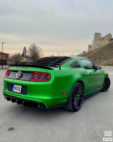 Китай 000-MU13-DCGB Дифузор Спідниці Бампера - Чорний Глянець FORD MUSTANG 2013-2014