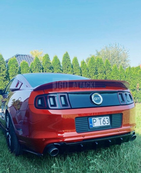 Китай 000-MU13-DCGB Дифузор Спідниці Бампера - Чорний Глянець FORD MUSTANG 2013-2014