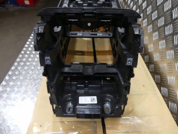 BMW OE BMW 5 G60 G61 КОНСОЛЬ ТУНЕЛЬ 5A4FC42