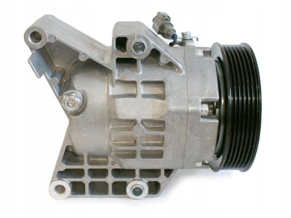 EURO KLIMA 9260000C33 / A4201114B00100 Компресор кондиціонера mazda 9260000c33 / a4201114b00100
