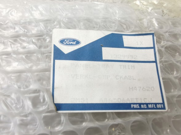 Ford OE Полиця задня багажника FORD Focus 1998-2005 (CAK) OE 1329992