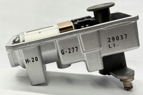 Hella Część mechaniczna nastawnika turbiny HELLA - oryginał - wszystkie części nowe G-277, 6NW009420 ОРИГІНАЛ Настройка Турбіни механічна частина G-277, 6NW009420 Mercedes