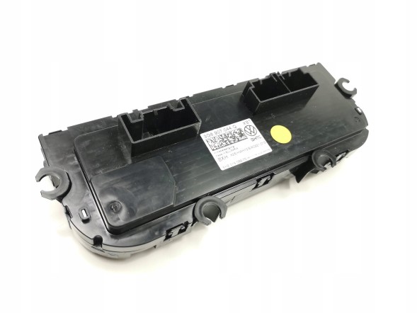 Volkswagen OE 3G8907044Q, DWP511348OE Панель керування клімат-контролем сенсорна VW Passat B8 Arteon Touran 3G8907044Q