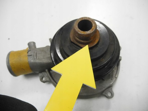 Opel OE Насос водяний Opel Rekord CD OE 90090517 1334082