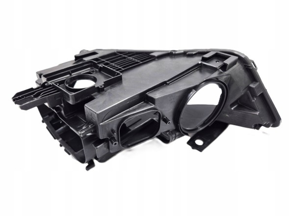 DParts Obudowa reflektora Audi Q3 8U Xenon lift prawa (2014-2018) Корпус рефлекотра балончик лампи ксенон - audi q3 8u ліфт 14-18 права