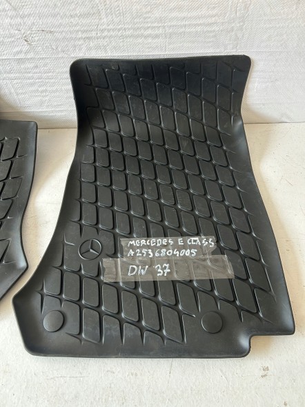 Mercedes-Benz OE КОМПЛЕКТ КИЛИМКІВ MERCEDES-BENZ E (W213) A2136801202 33014122 2.0L 210kw