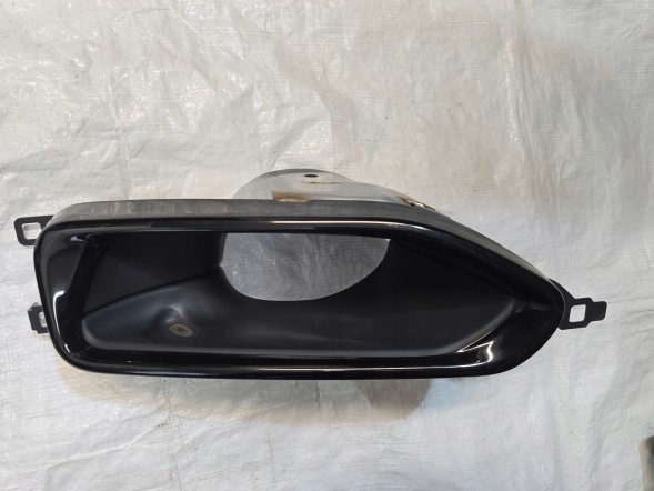 BMW OE RURA KOŃCOWKA WYDECHU BMW 7 G11 8064763 8064764 Bmw 7 g11 g12 наконечник глушника чорний комплект пара 8064763 8064764