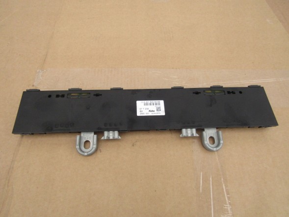Mercedes-Benz OE MERCEDES S W221 ПІДСИЛЮВАЧ АНТЕНИ A2218208389