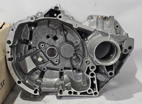 Renault OE 7701471290 RENAULT OE ORG НОВИЙ ОРГ КОРПУС КОРОБКИ ПЕРЕДАЧ RENAULT MEGANE І SCENIC І LAGUNA І