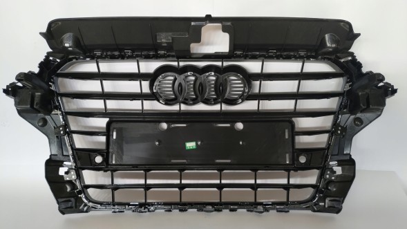 Китай A7250-122 AUDI A3 8V 12- РЕШІТКА РАДІАТОРА СЕДАН