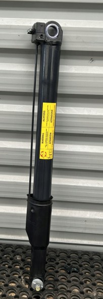 Iveco OE 5802758463 N ПНЕВМОЦИЛІНДР ПІДЙОМУ КАБІНИ IVECO S-WAY 5802758463 НОВИЙ
