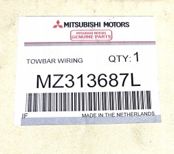Mitsubishi OE MZ313687L ПУЧОК ГНІЗДО БУКСИРНОГО ГАКА 7 PIN MITSUBISHI L200 НОВИЙ OE