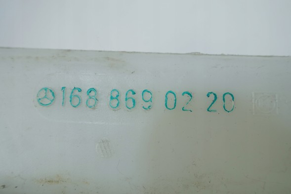 Mercedes-Benz OE ZBIRONICZEK SPRYSKIWACZY MERCEDES W168 A1688690220 БЕЙРОНЧИК ОМИВАЧІВ MERCEDES W168 A1688690220