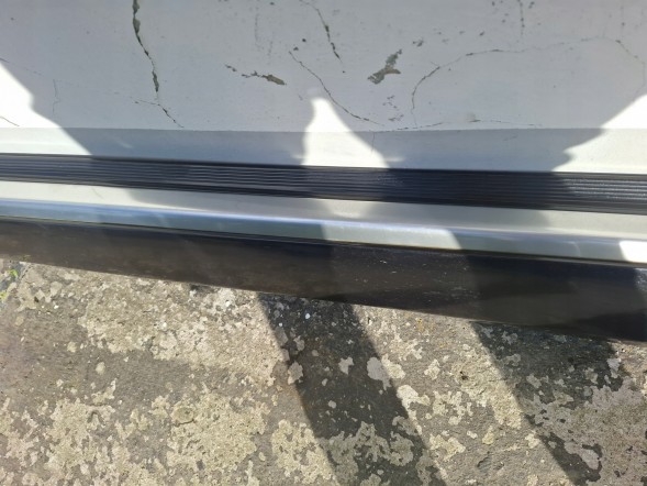 Dodge OE DURANGO CITADEL LISTWA PROGOWA PRAWA ANODIZED PLATINUM DODGE DURANGO CITADEL 2018- ПОРОГОВА ПЛАНКА ПРАВА ANODIZED PLATINUM