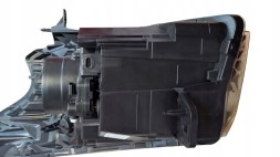 Hella 1EE 011 565-121 Лампа фара права hella h4 opel vivaro b 2014 - 2019