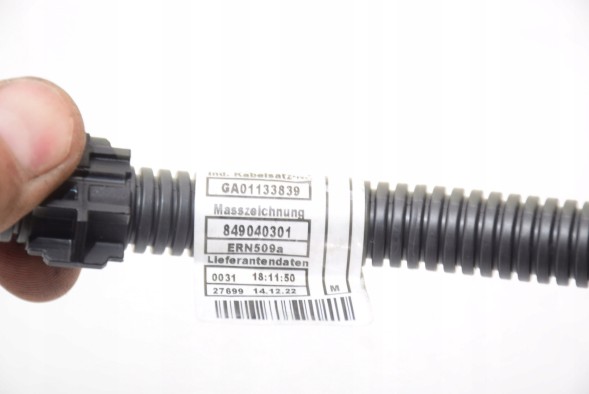 BMW OE 8490394 BMW G05 25dX B47D20B СВІЧКА НАКАЛУВАННЯ ДВИГУНА