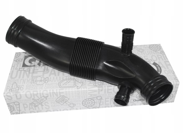 QP 06B129627AB / QP ТРУБА ПОВІТРОЗАБІТНИКА AUDI A4 B6 B7 2.0 ALT